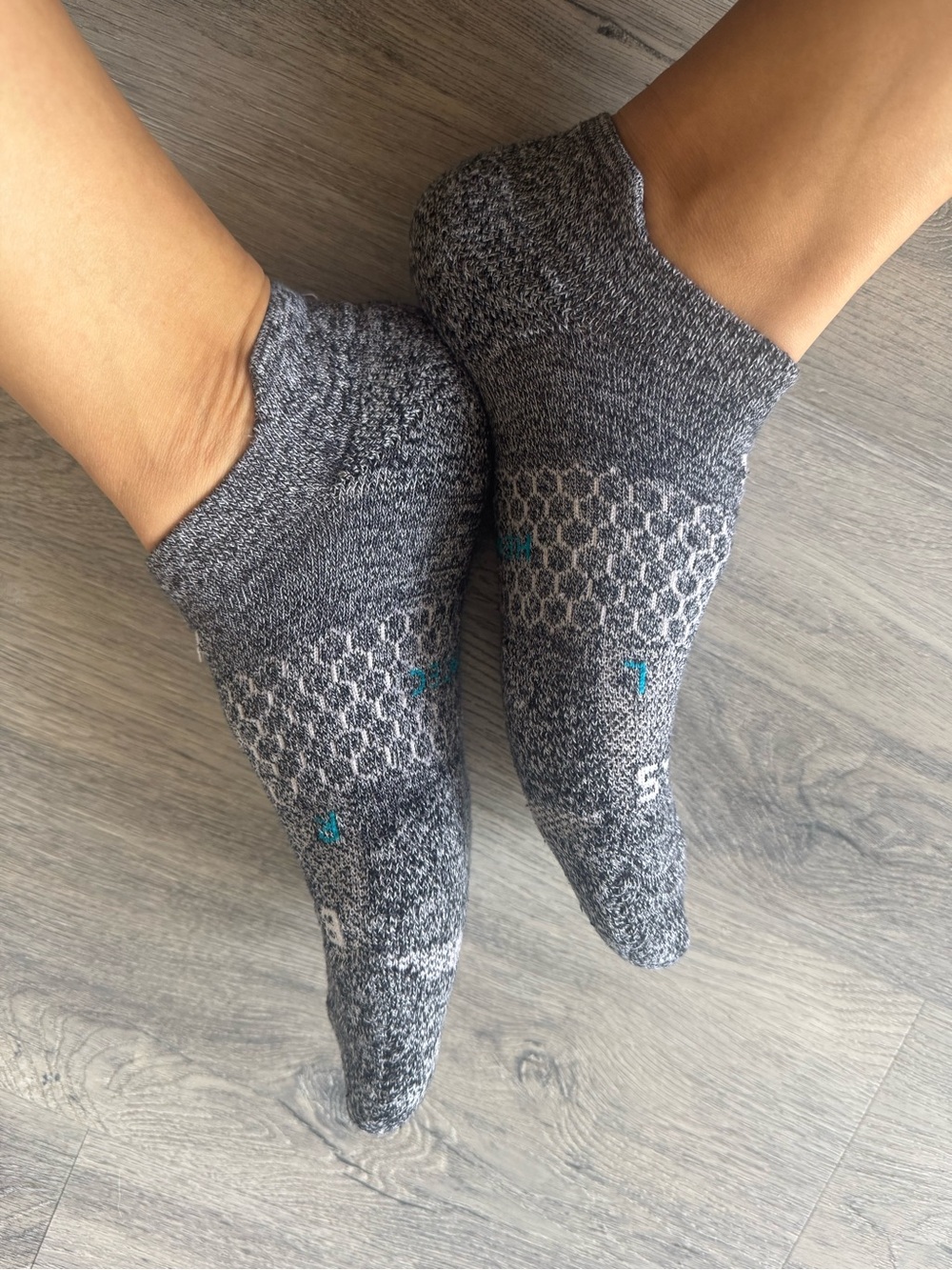Bombas Athletic Low Socks (Grey)